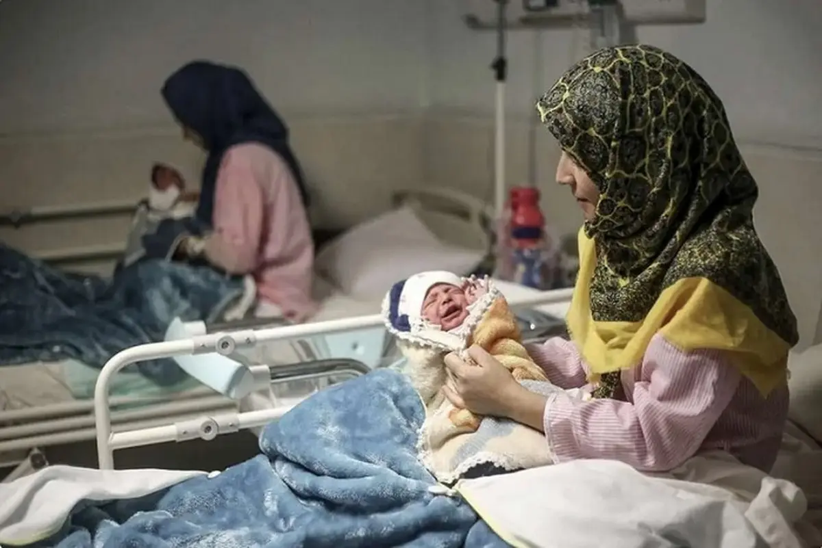 وام ۲۰۰ میلیونی بانک مرکزی برای فرزند پنجم