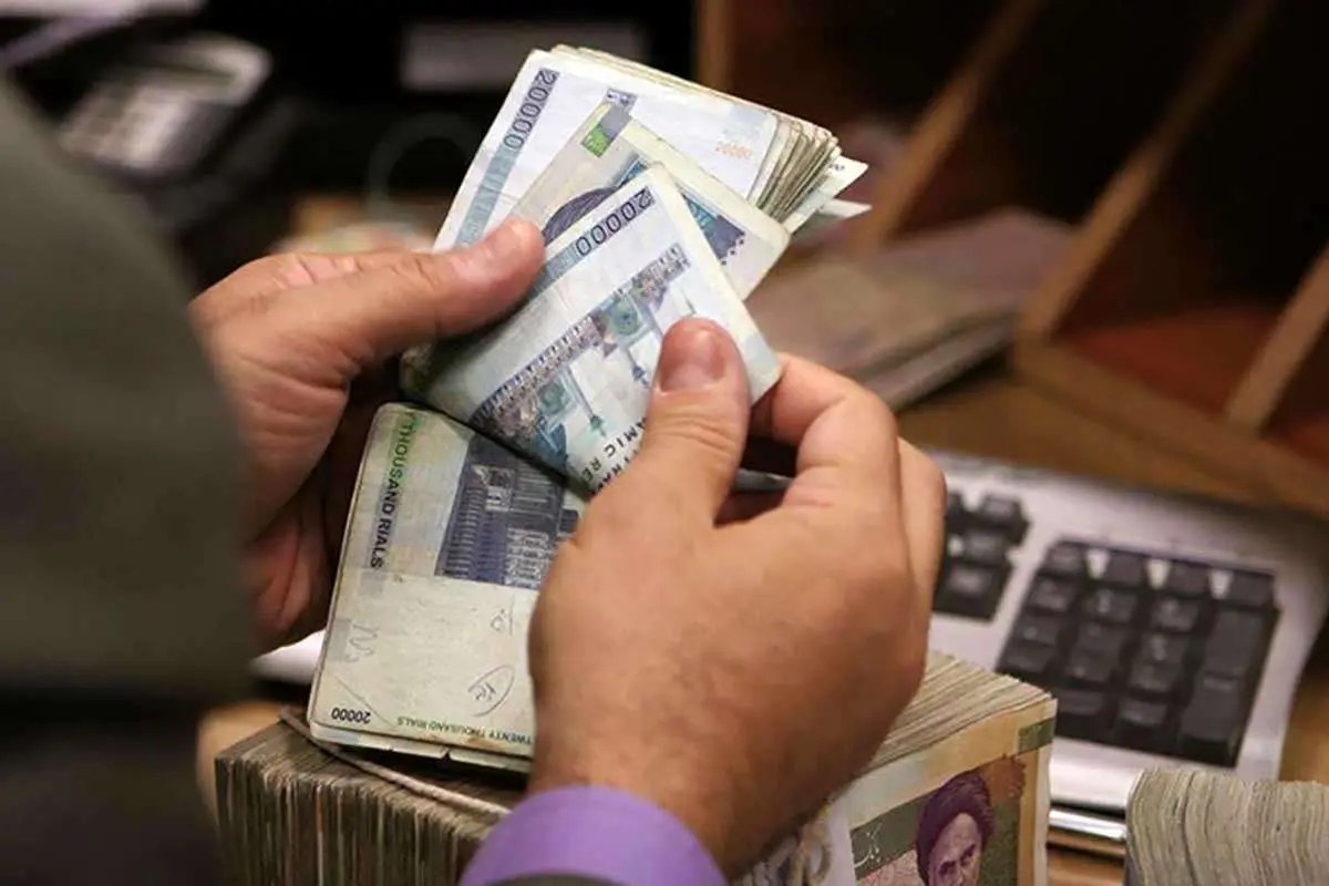 وام ۳۰۰ میلیون تومانی ویژه حقوق‌بگیران وام24